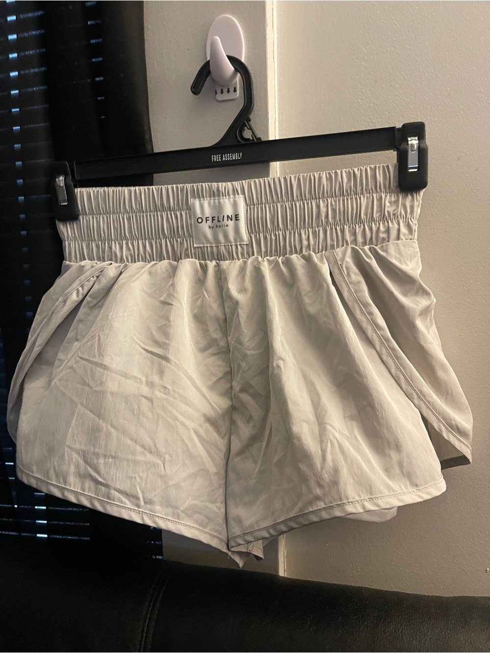 Offline by Aerie Women's Gray Athletic Elastic-Waist Active Shorts Sz Small NWT - Picture 2 of 12